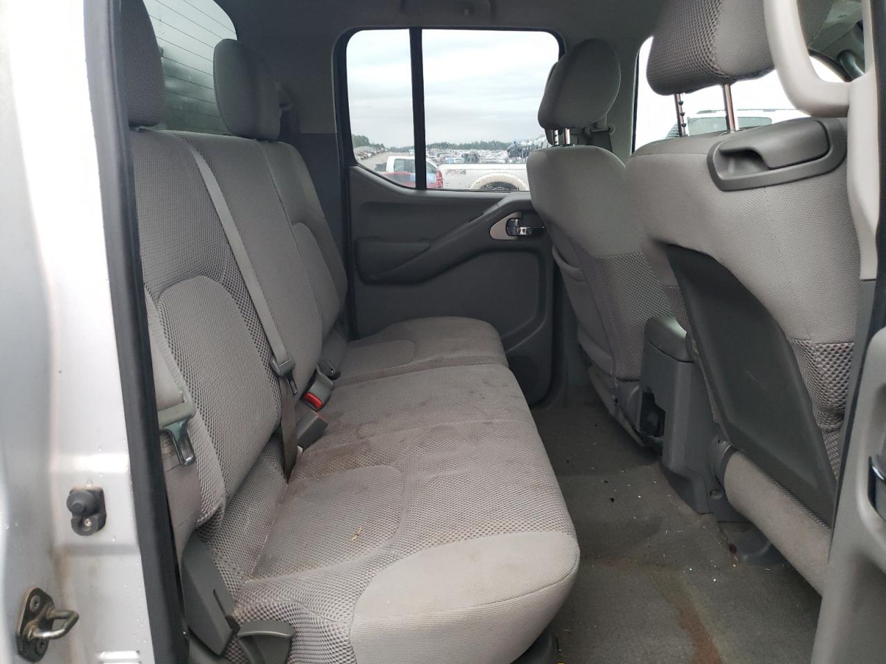 2009 Nissan Navara (Frontier) - Image 10