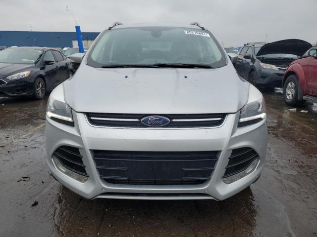  FORD ESCAPE 2015 Серебристый