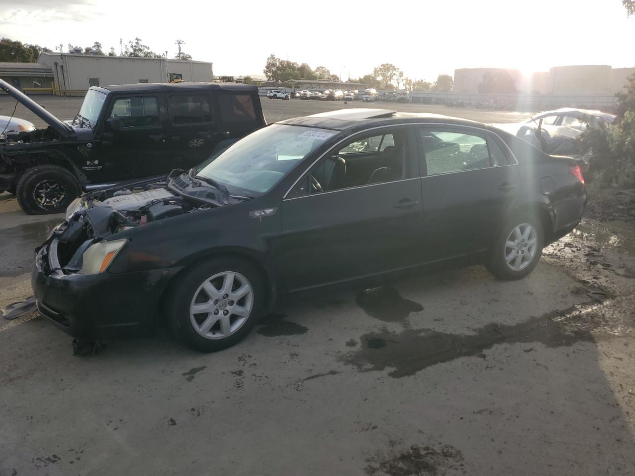 2006 Toyota Avalon - Image 1