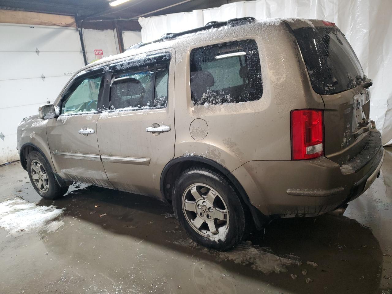 2010 Honda Pilot - Image 2