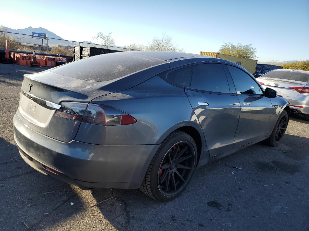 VIN 5YJSA1CN5DFP20792 2013 TESLA MODEL S no.3