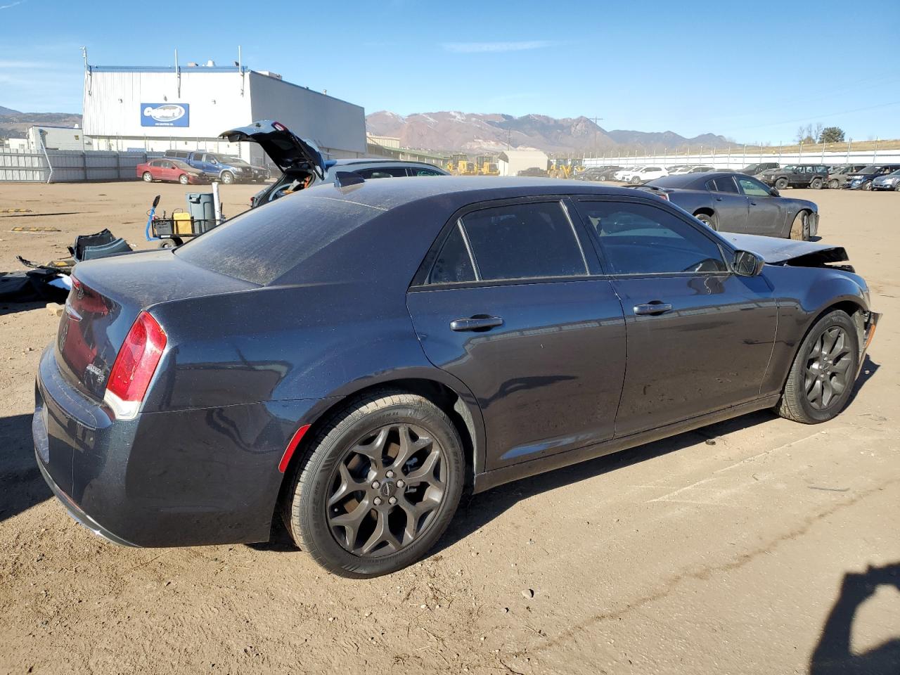 2017 Chrysler 300 - Image 3