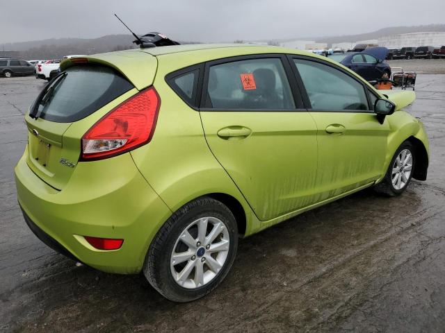  FORD FIESTA 2012 Зелений