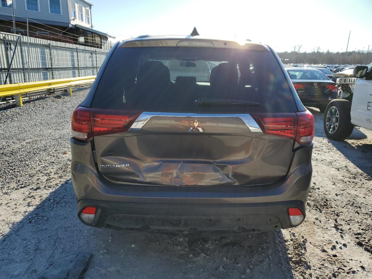 2020 Mitsubishi Outlander Es VIN: JA4AD2A38LZ045873 Lot: 83923054