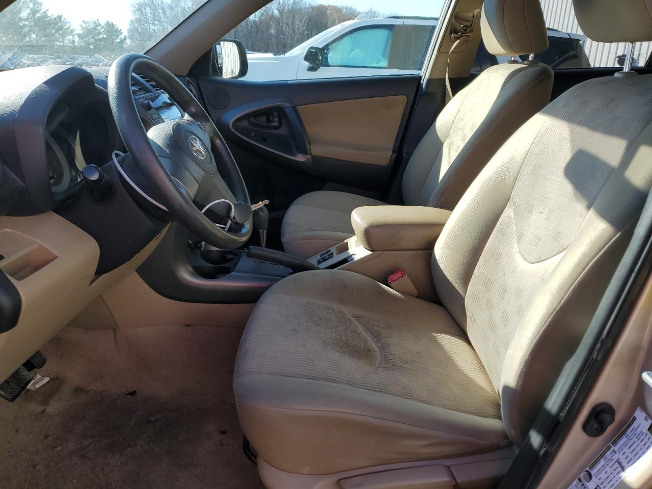 2010 Toyota RAV 4 - Image 7