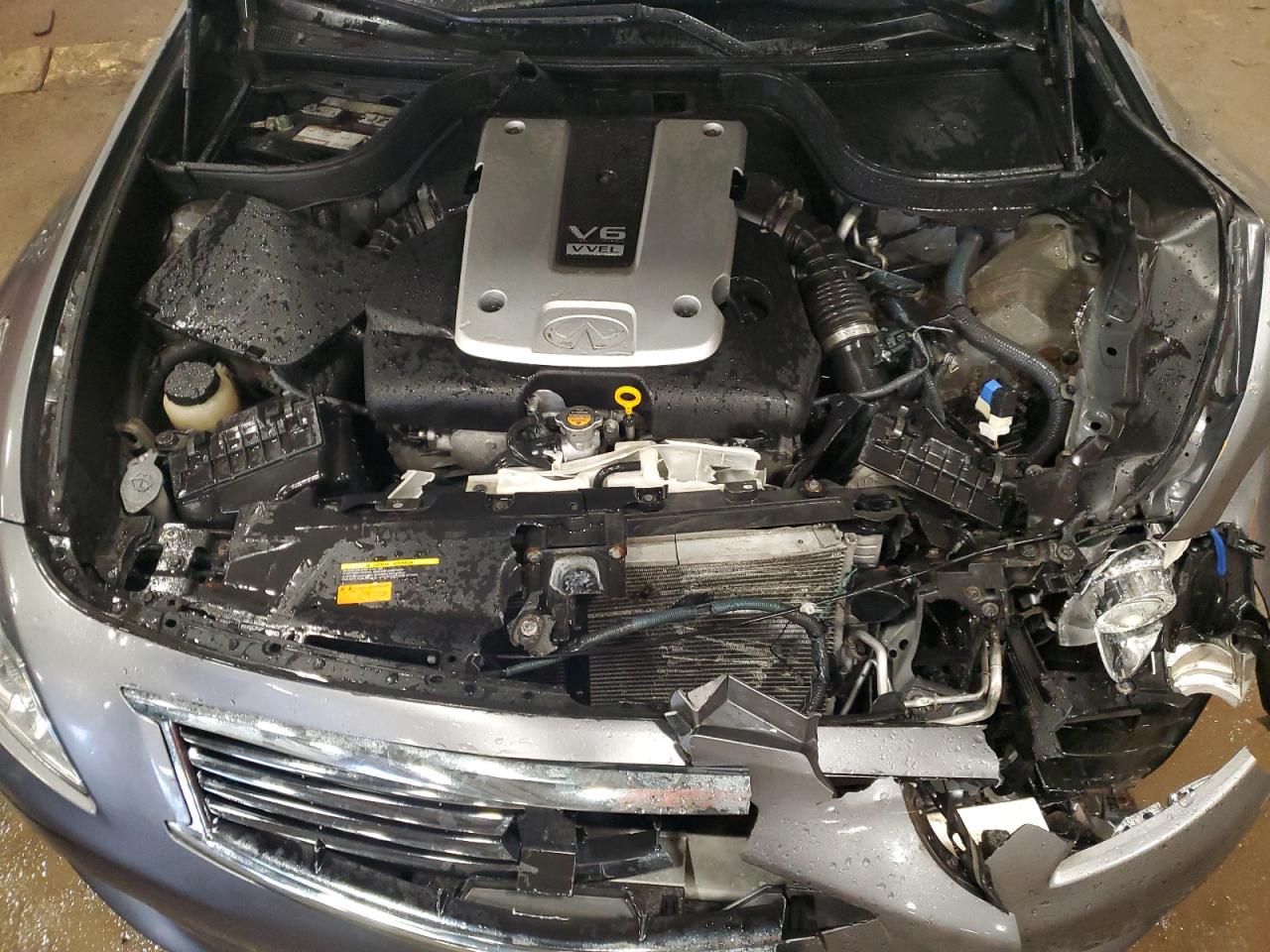 2012 Infiniti G - Image 11
