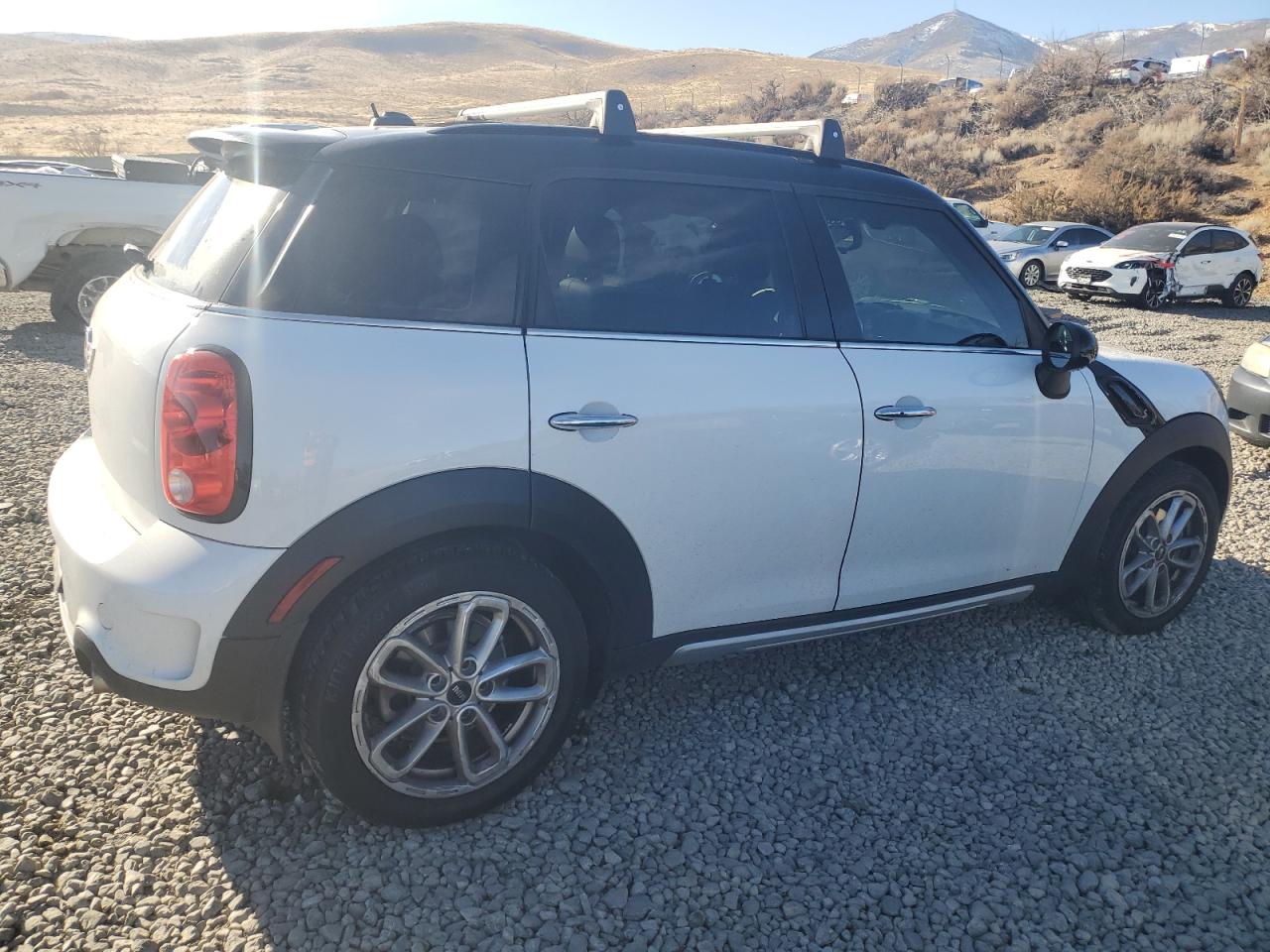 VIN WMWZC5C58FWP43057 2015 MINI COOPER no.3