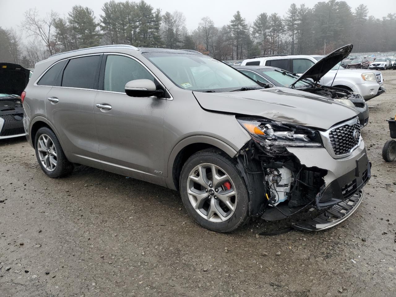 2019 Kia Sorento - Image 4