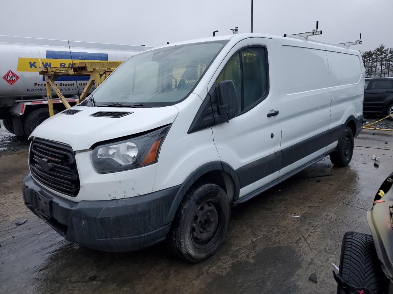 VIN 1FTYE9ZM0HKA97215 2017 FORD TRANSIT no.1