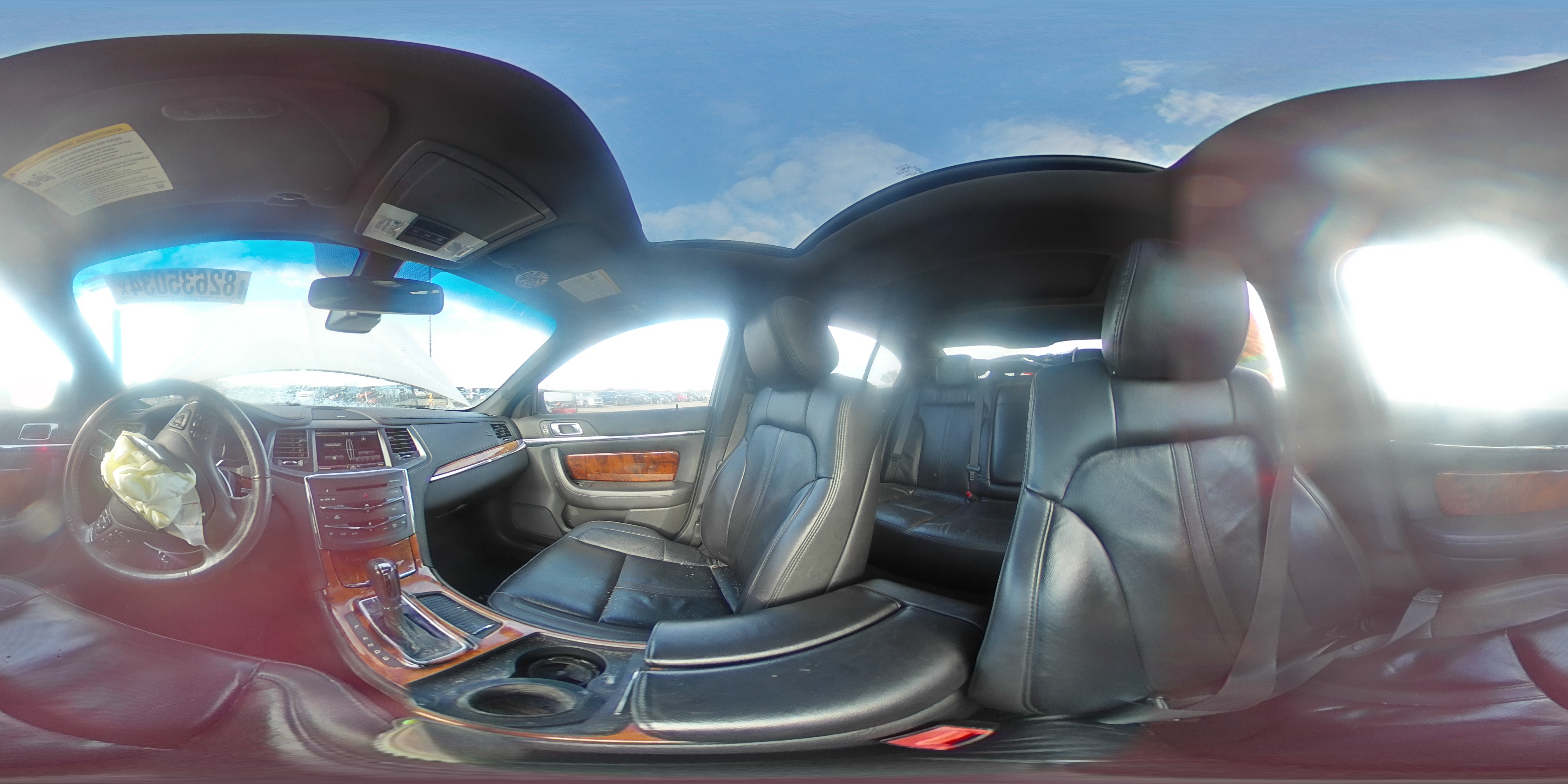2014 Lincoln MKS - Image 12