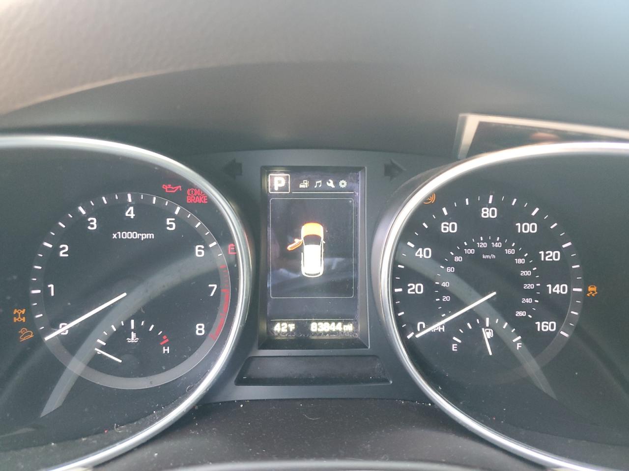 2017 Hyundai Santa Fe - Image 9