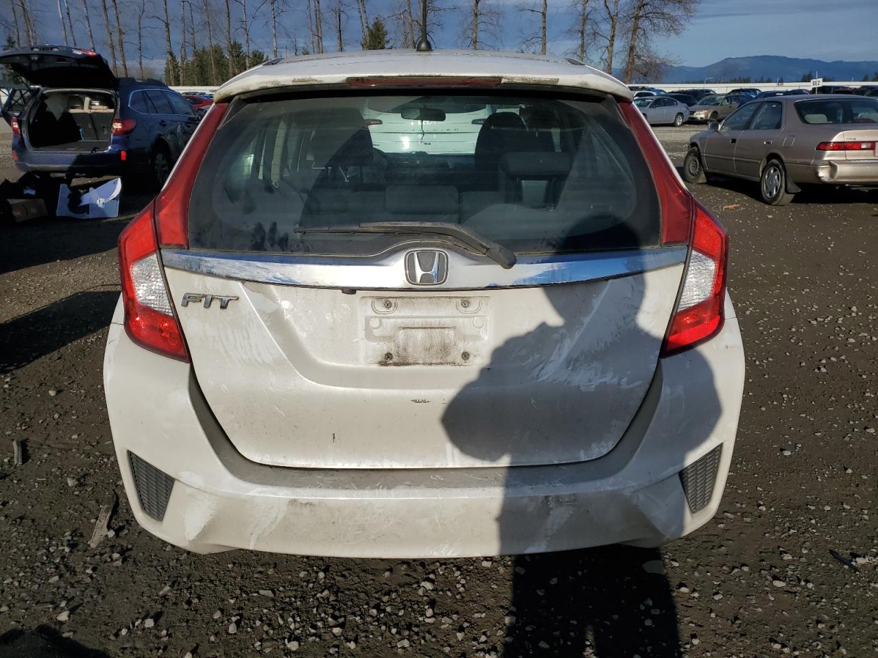 VIN 3HGGK5H80FM775616 2015 HONDA FIT no.6