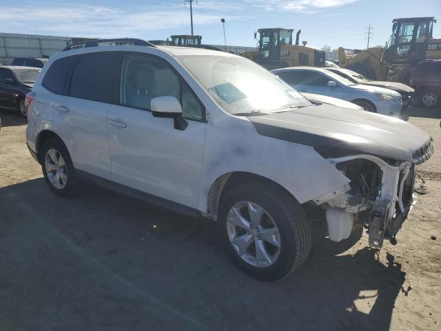  SUBARU FORESTER 2016 Biały