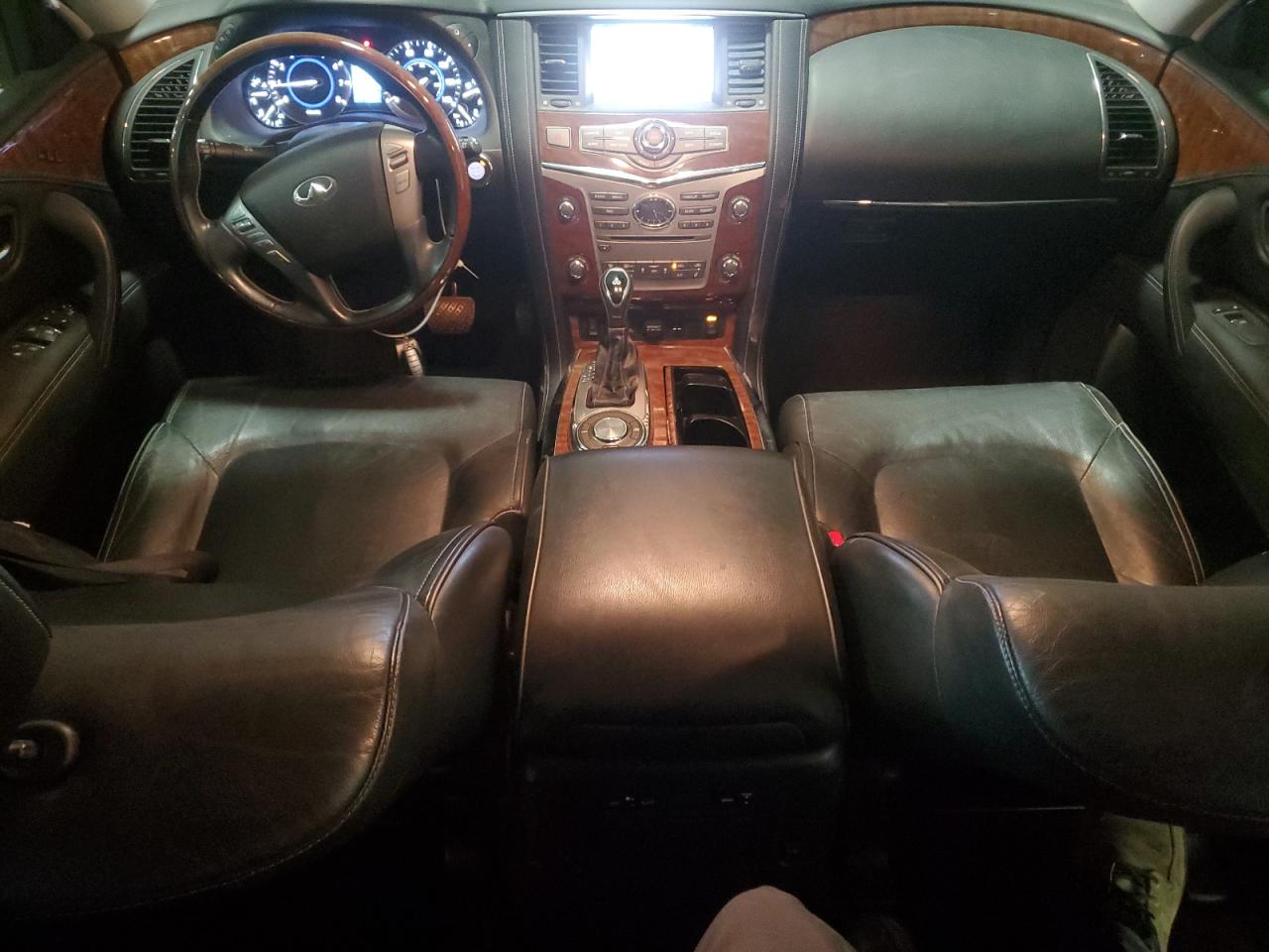 2018 Infiniti QX80 - Image 8