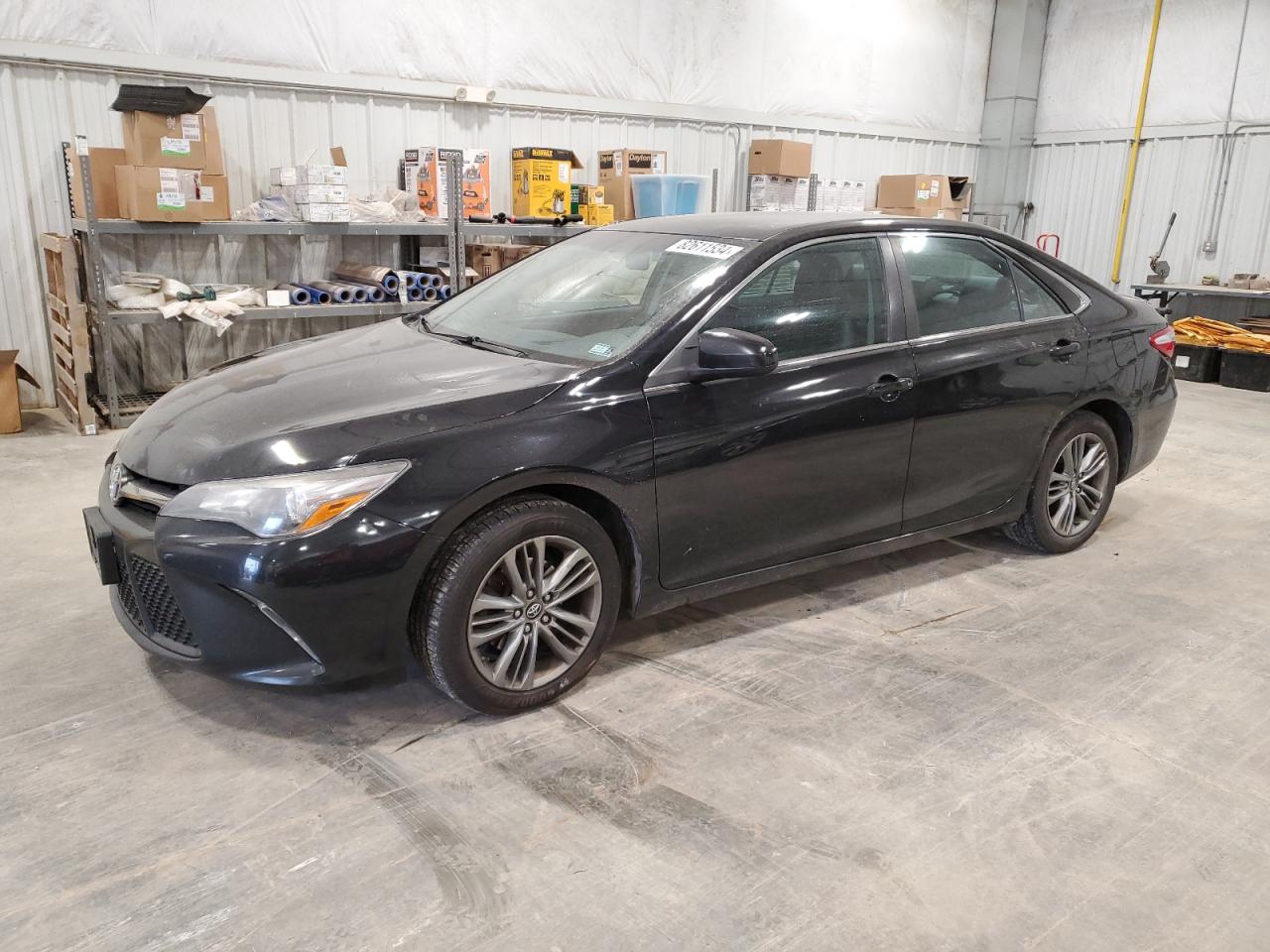 2017 Toyota Camry Le იყიდება Milwaukee-ში, WI - Side