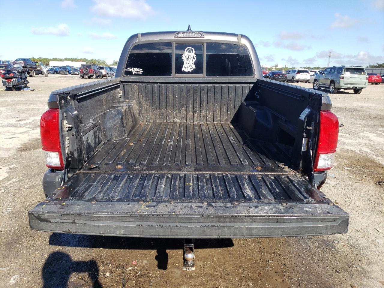 5TFAX5GNXHX082224 TOYOTA TACOMA 2017
