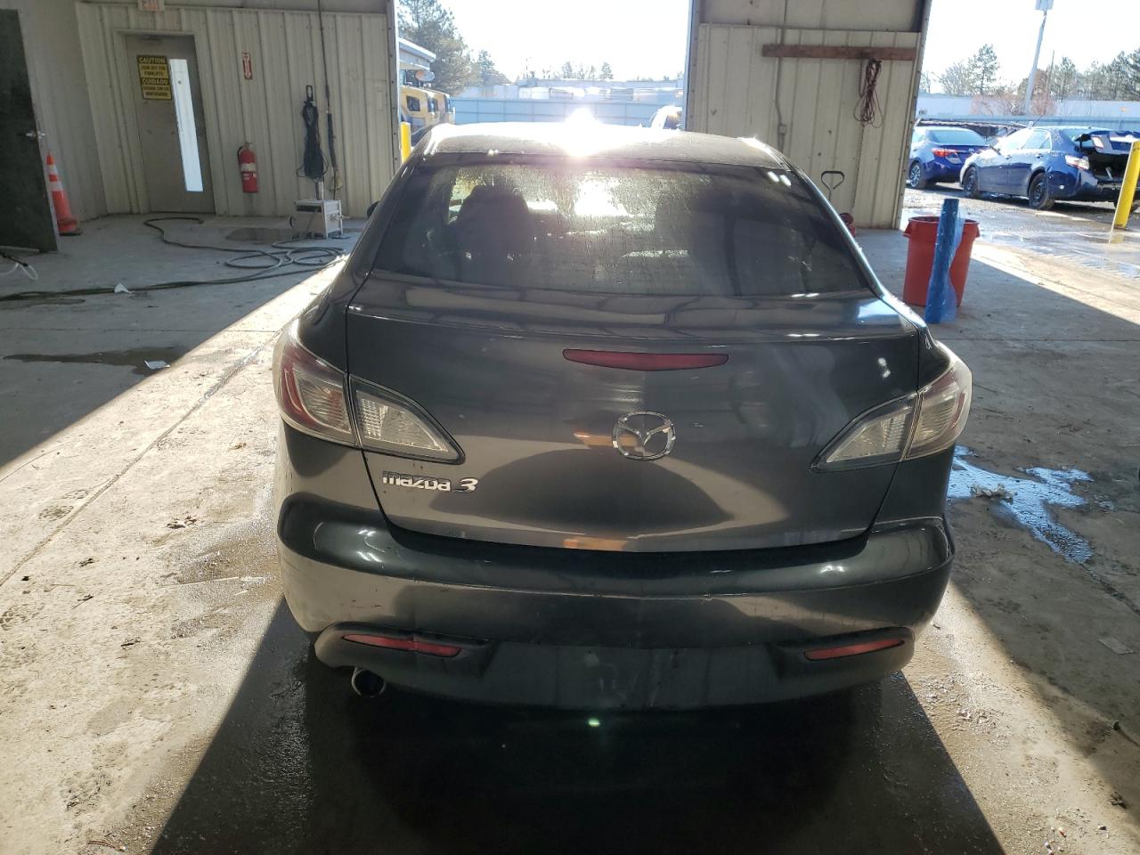 2011 Mazda 3 - Image 6