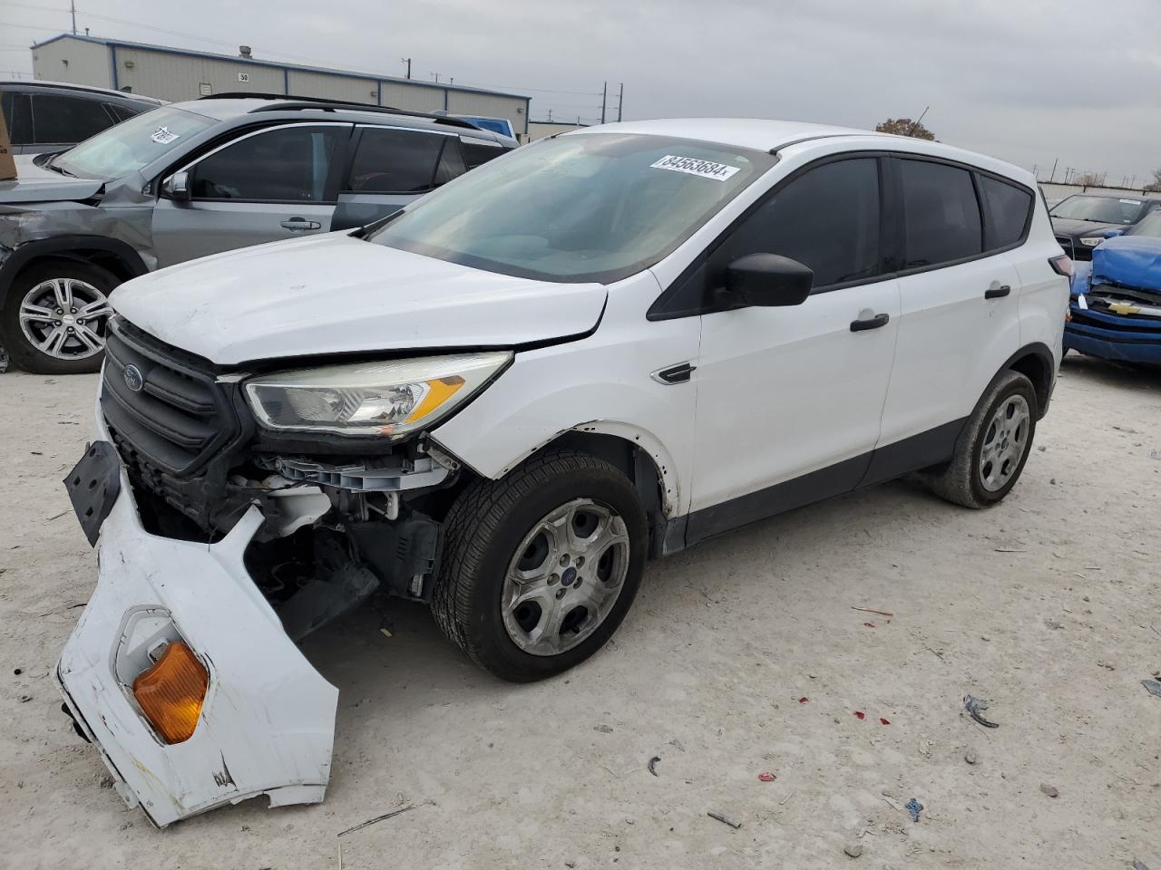 1FMCU0F73HUC38270 2017 FORD ESCAPE - Image 1