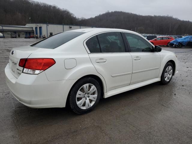  SUBARU LEGACY 2013 Biały