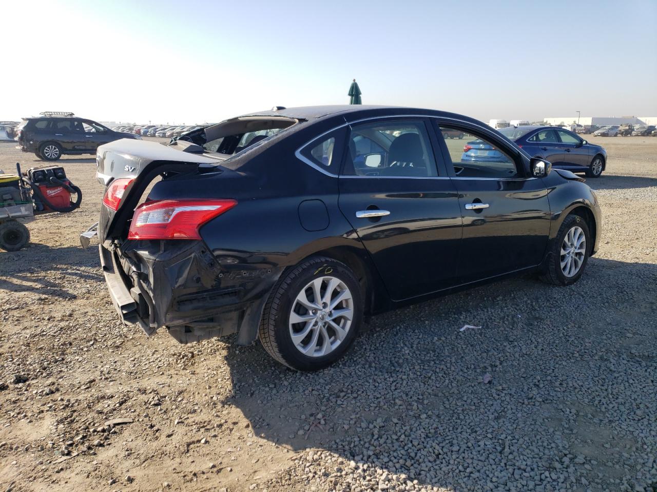 VIN 3N1AB7AP9JY265660 2018 NISSAN SENTRA no.3