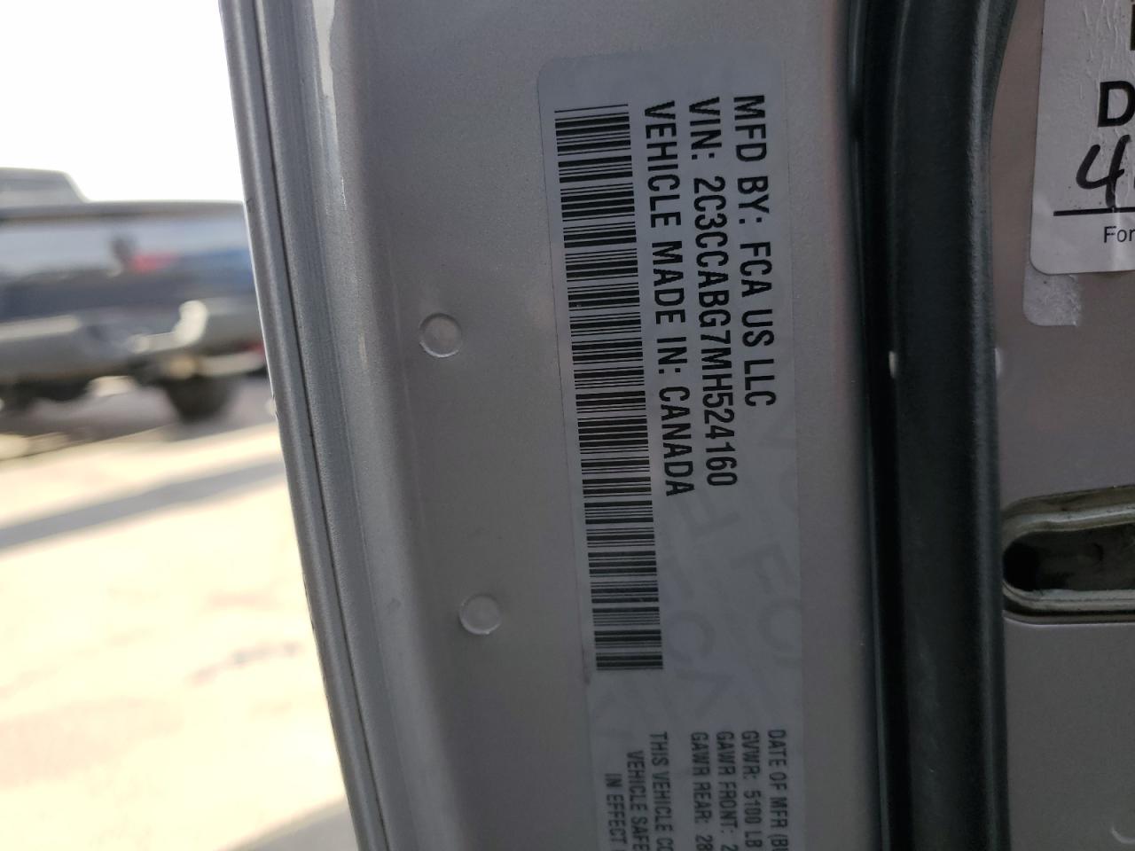 2021 Chrysler 300 - Image 13
