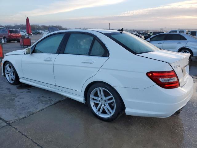 Sedans MERCEDES-BENZ C-CLASS 2013 Biały