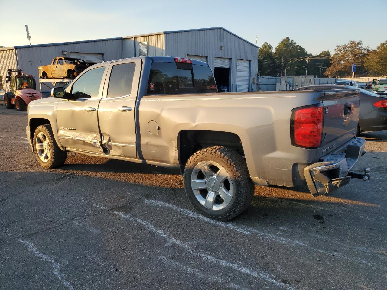 2015 Chevrolet Silverado - Image 2