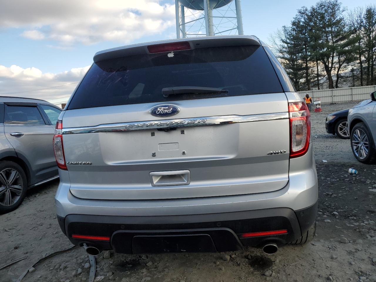 2011 Ford Explorer - Image 6