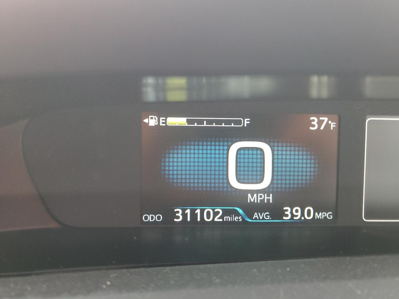 2022 Toyota Prius - Image 9