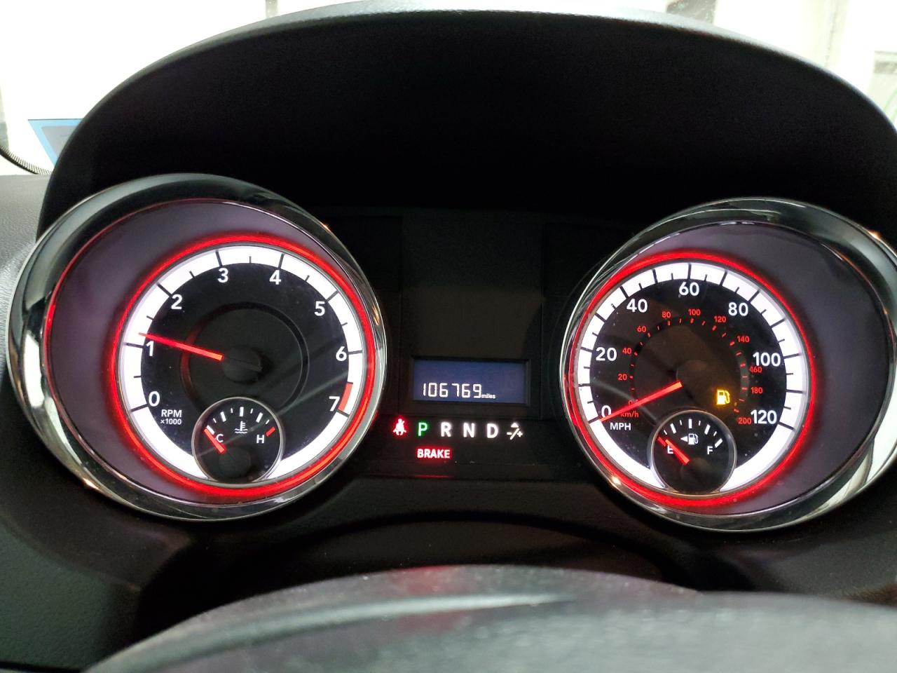 2014 Dodge Caravan - Image 9