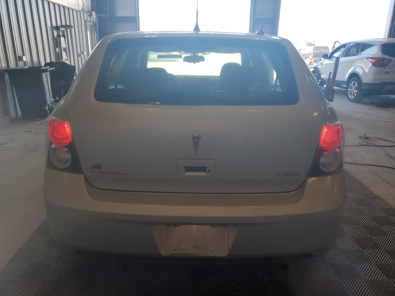 2010 Pontiac Vibe VIN: 5Y2SL6E07AZ403465 Lot: 82974894