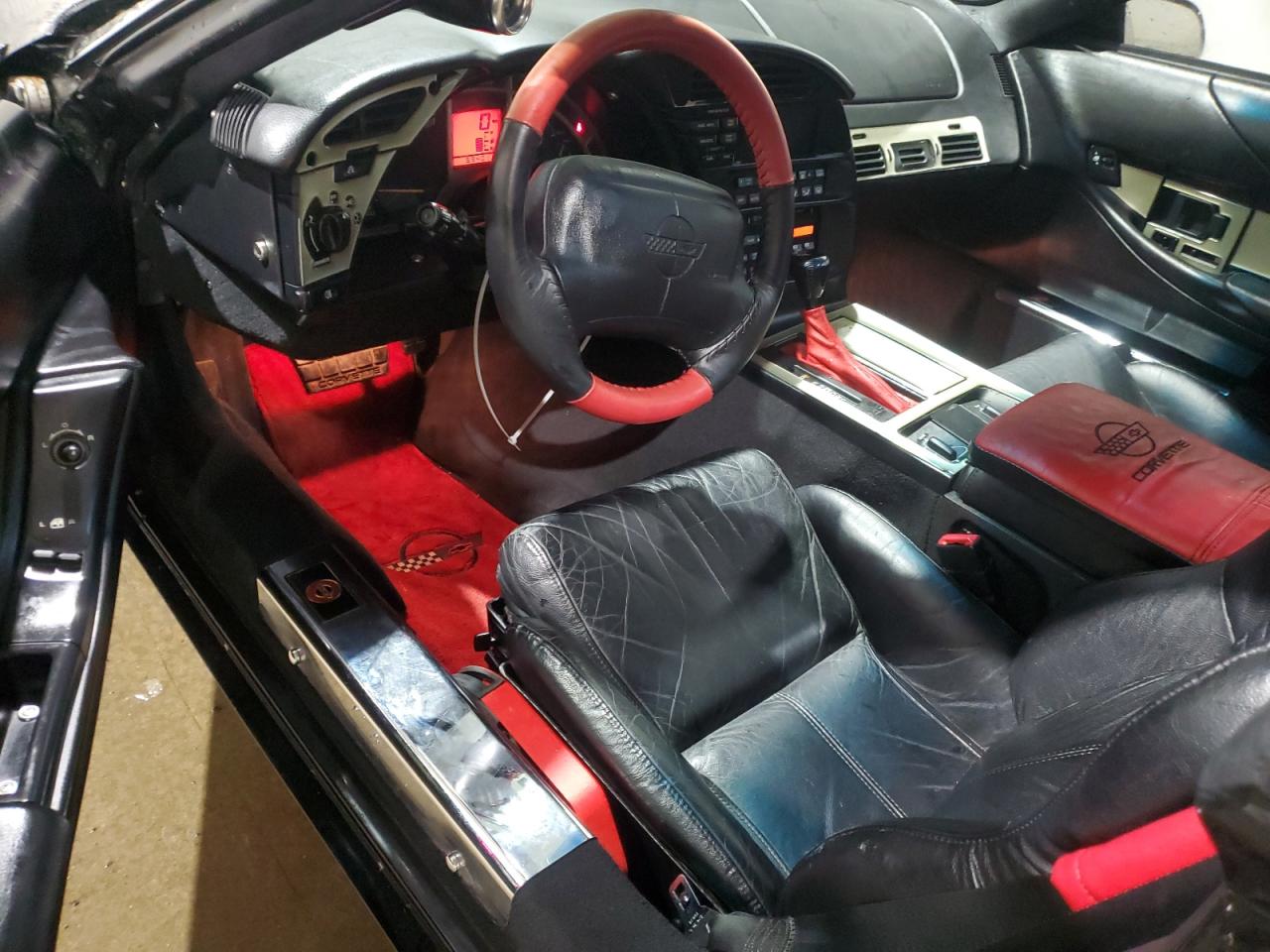 1996 Chevrolet Corvette VIN: 1G1YY22P5T5100550 Lot: 83613084