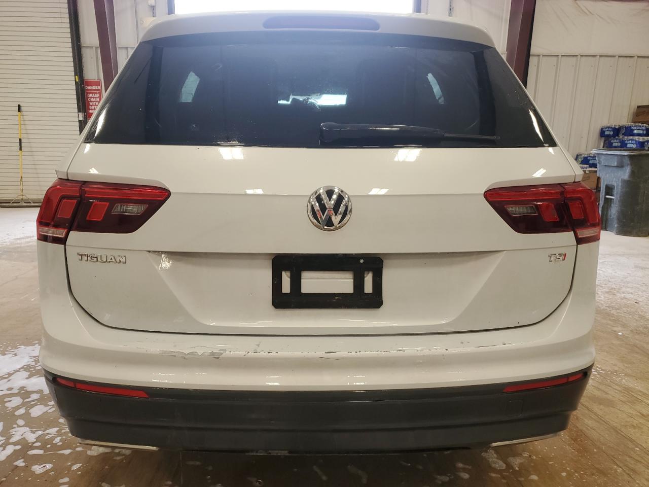 VIN 3VV1B7AX5JM077465 2018 VOLKSWAGEN TIGUAN no.6