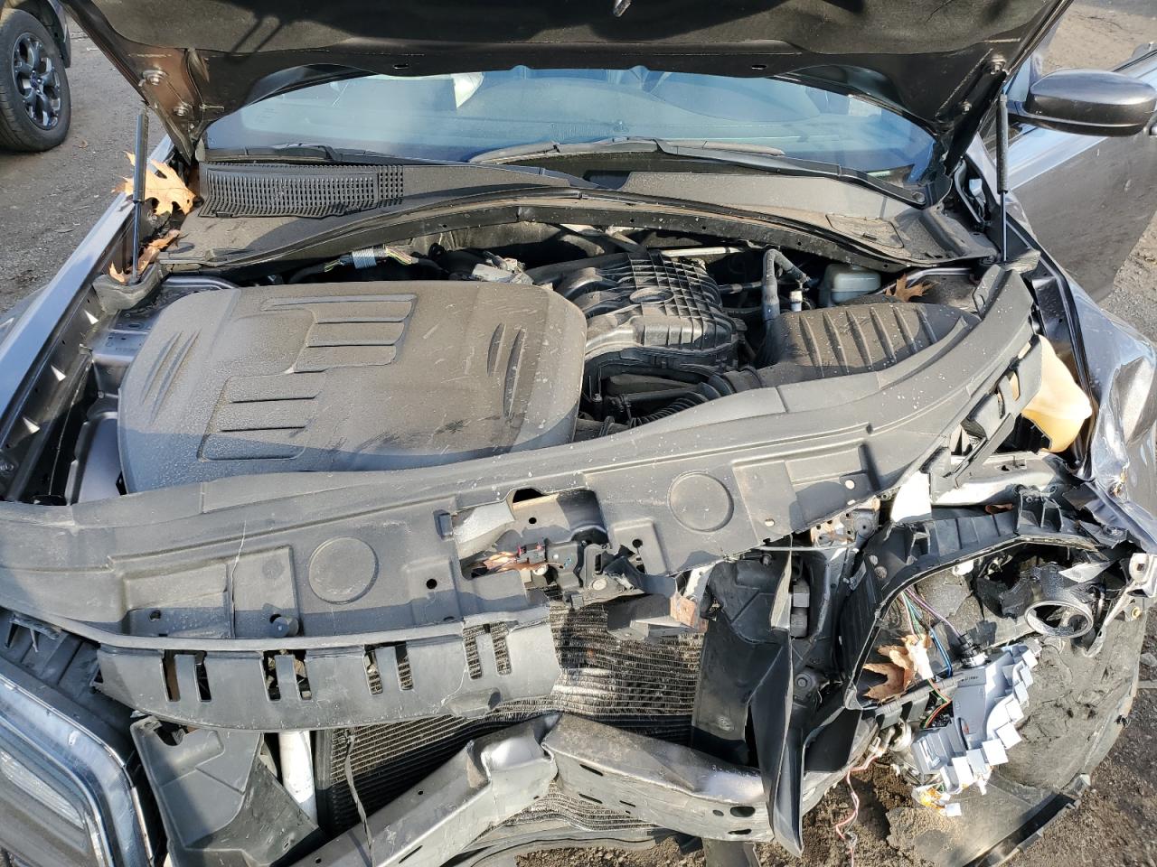 2014 Chrysler 300 - Image 11