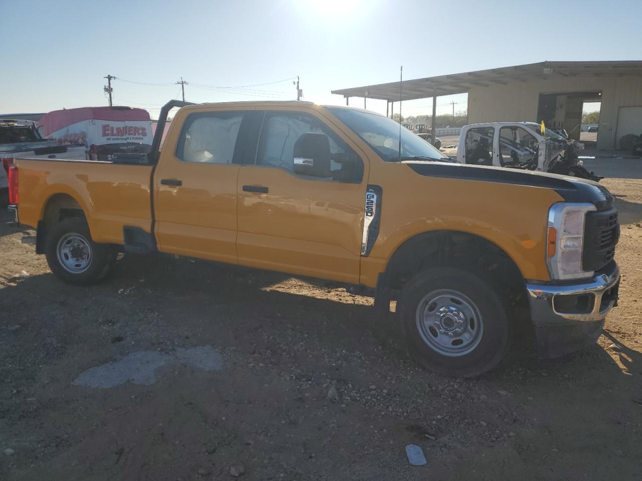 2023 Ford F250 - Image 4