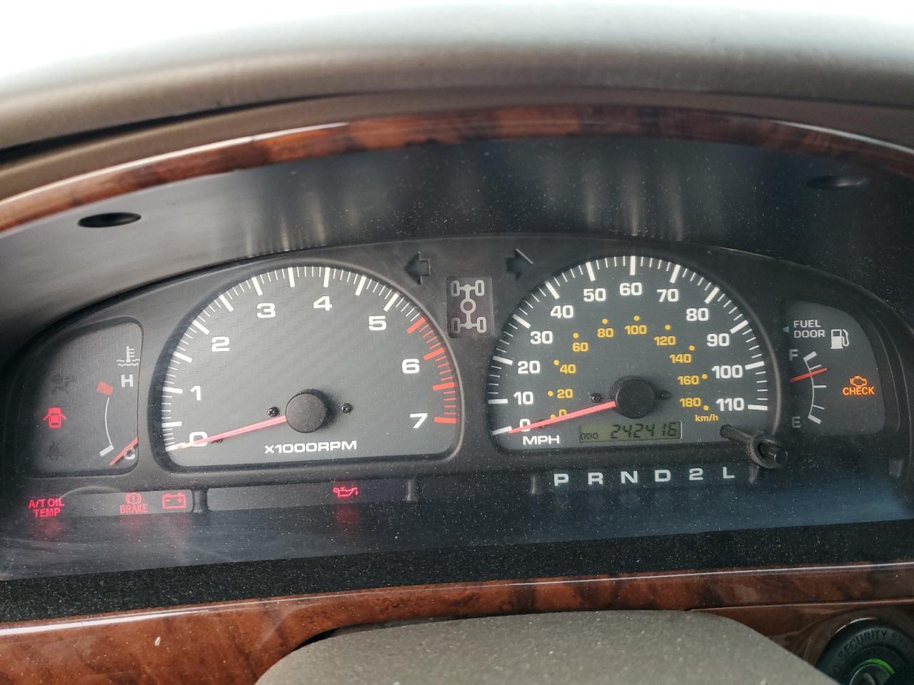 2000 Toyota 4Runner - Image 9