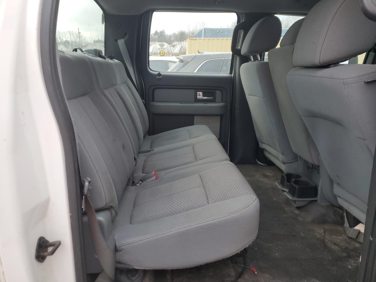 2012 Ford F-150 - Image 10