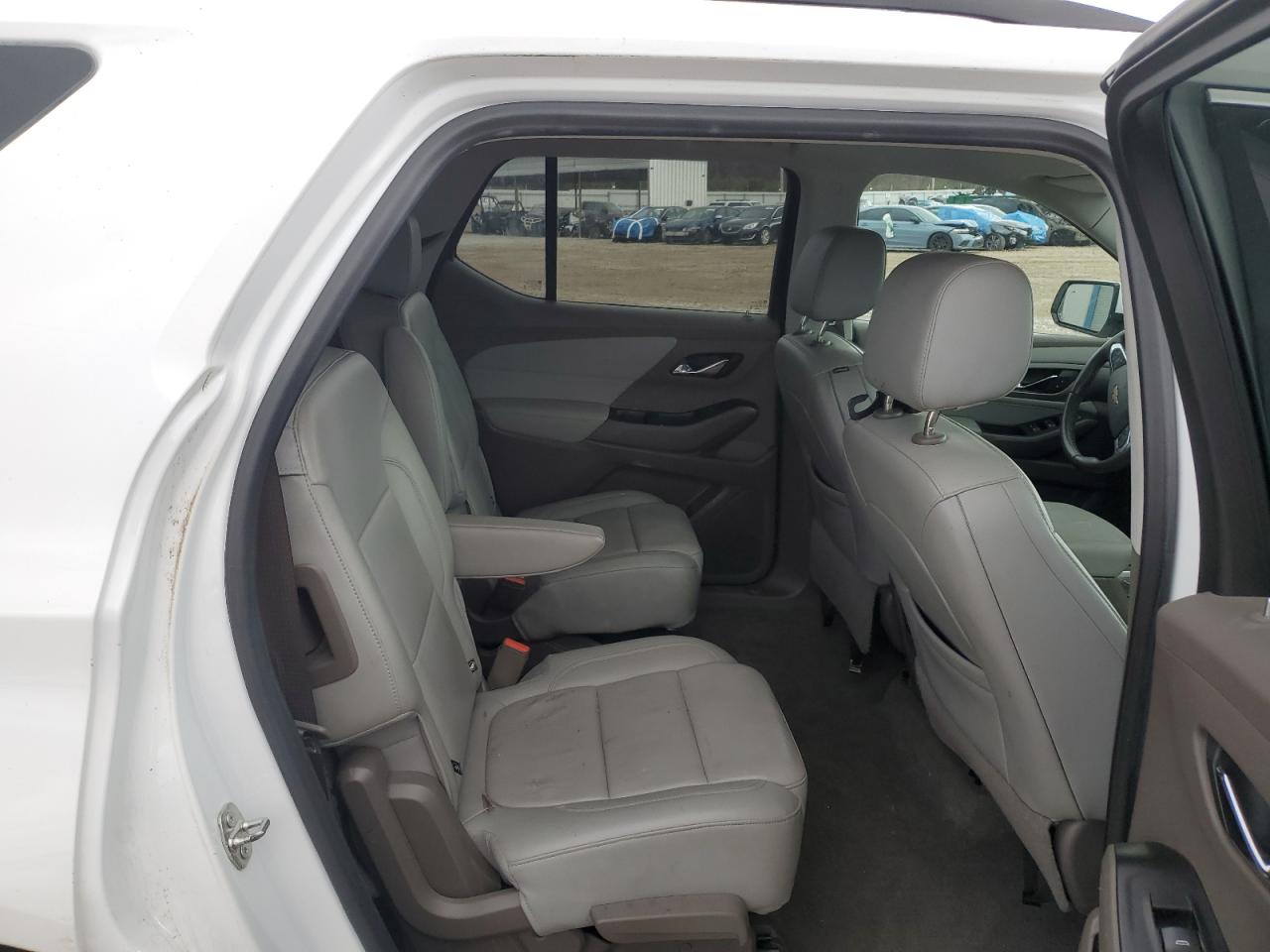 2020 Chevrolet Traverse - Image 11