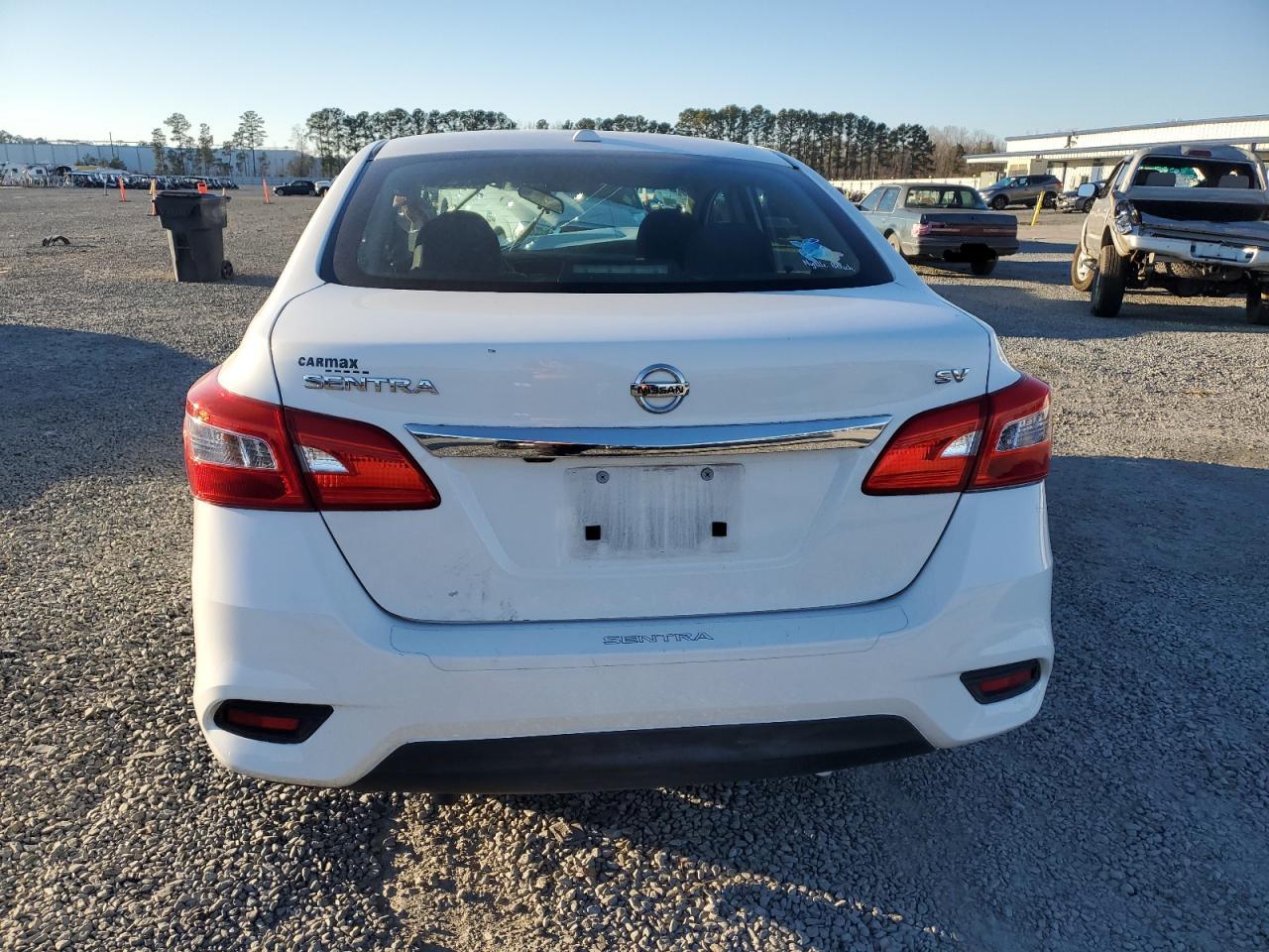 2018 Nissan Sentra - Image 6