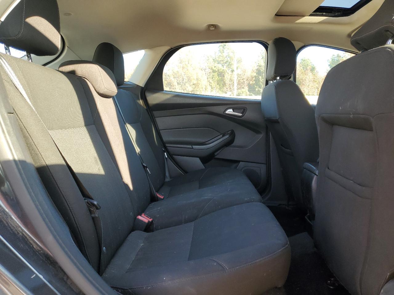 2016 Ford Focus - Image 11