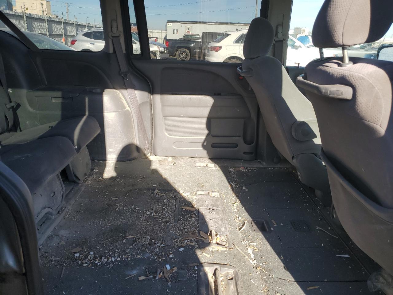 2007 Honda Odyssey Lx VIN: 5FNRL38207B044503 Lot: 83453634