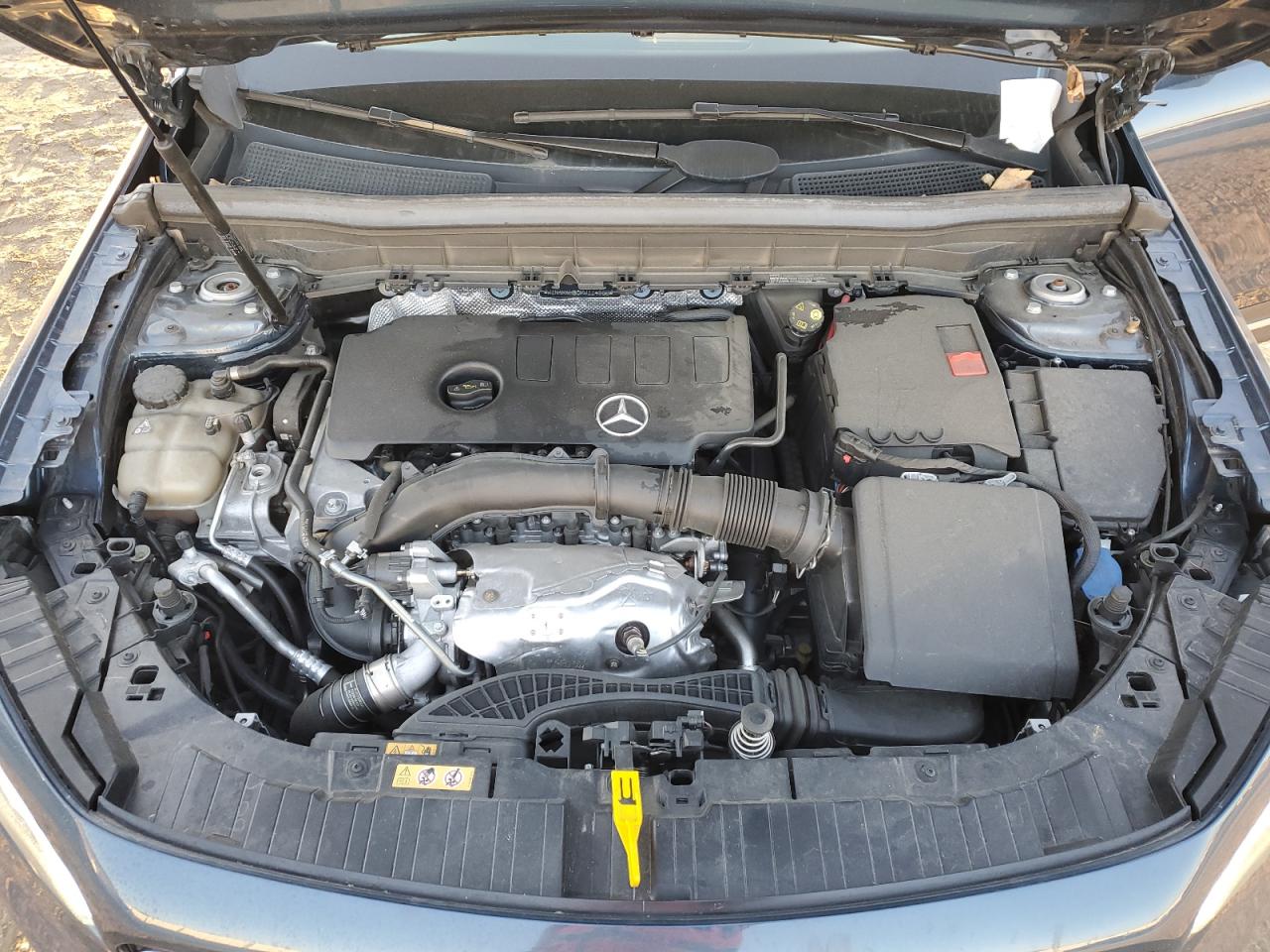 2021 Mercedes-Benz GLB - Image 12