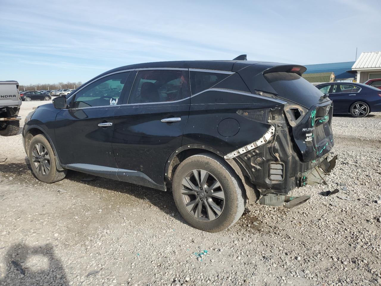 2018 Nissan Murano - Image 2