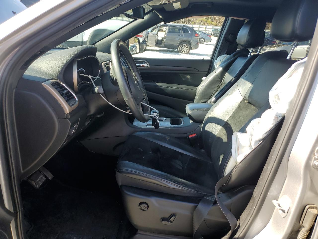 2015 Jeep Grand Cherokee - Image 7