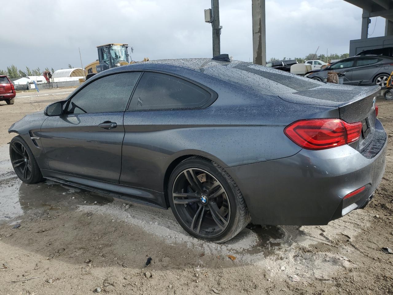 2018 BMW M4 - Image 2