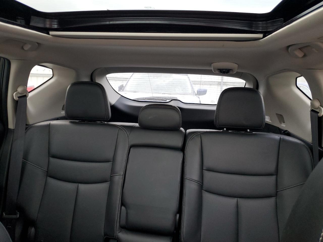 2018 Nissan Murano - Image 10