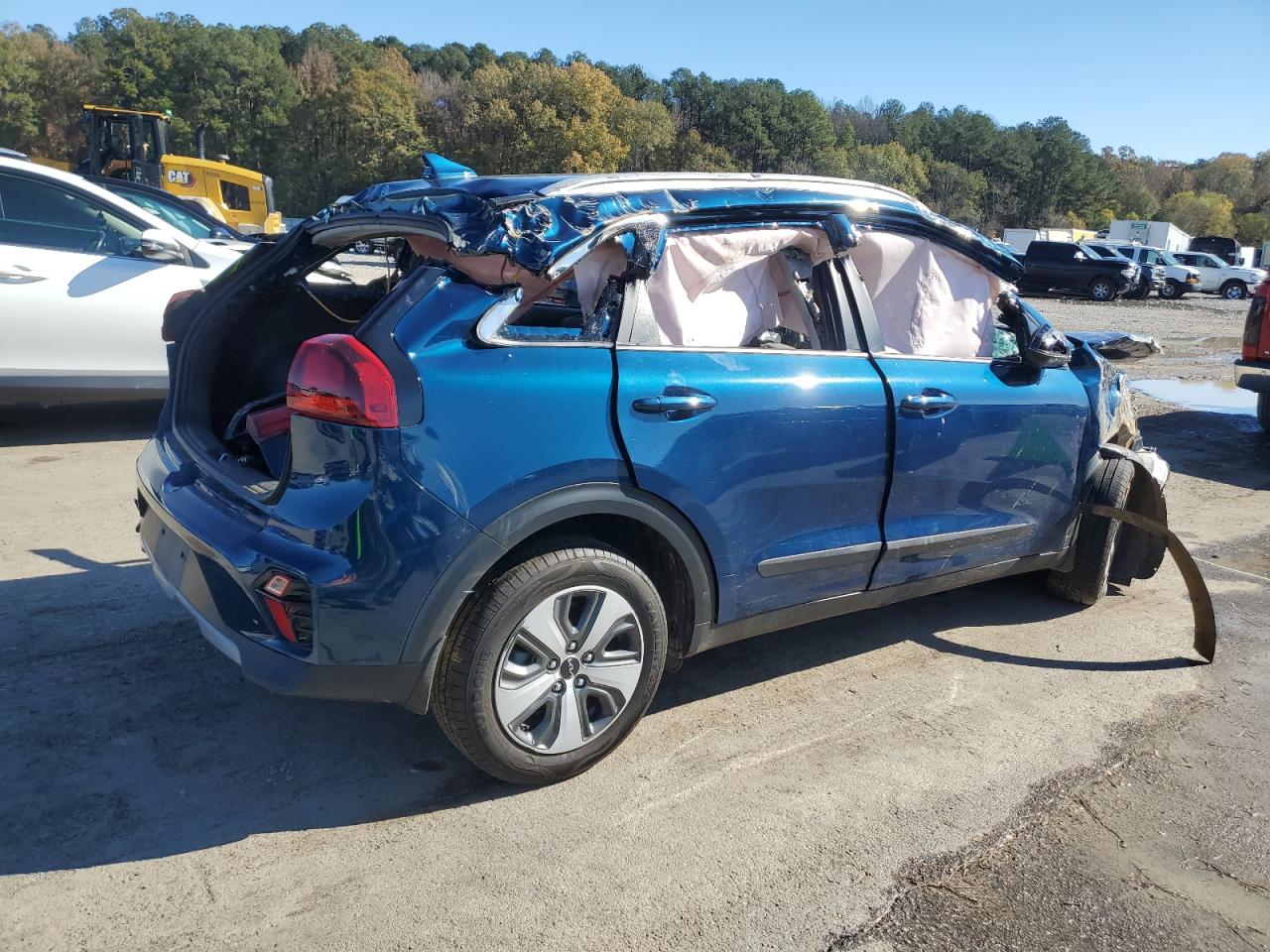 2022 Kia Niro - Image 3