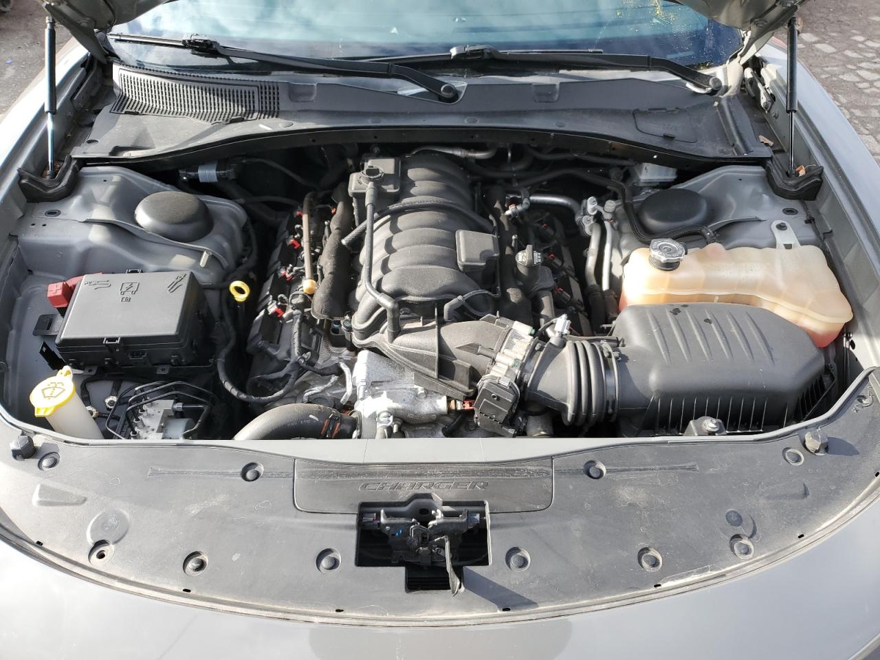 2017 Dodge Charger - Image 11