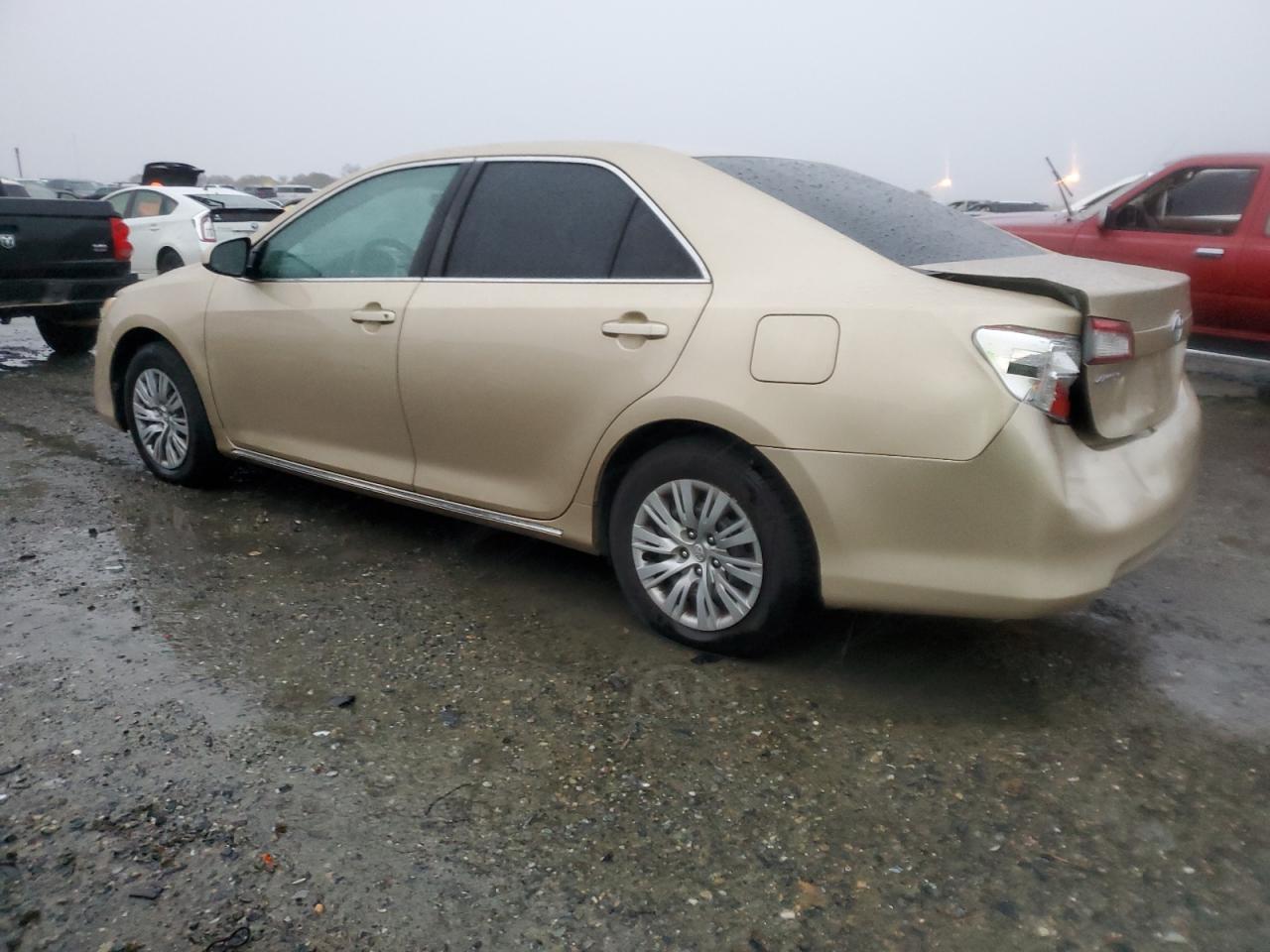 2012 Toyota Camry - Image 2