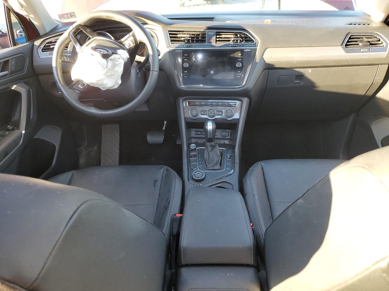 2020 Volkswagen Tiguan - Image 8
